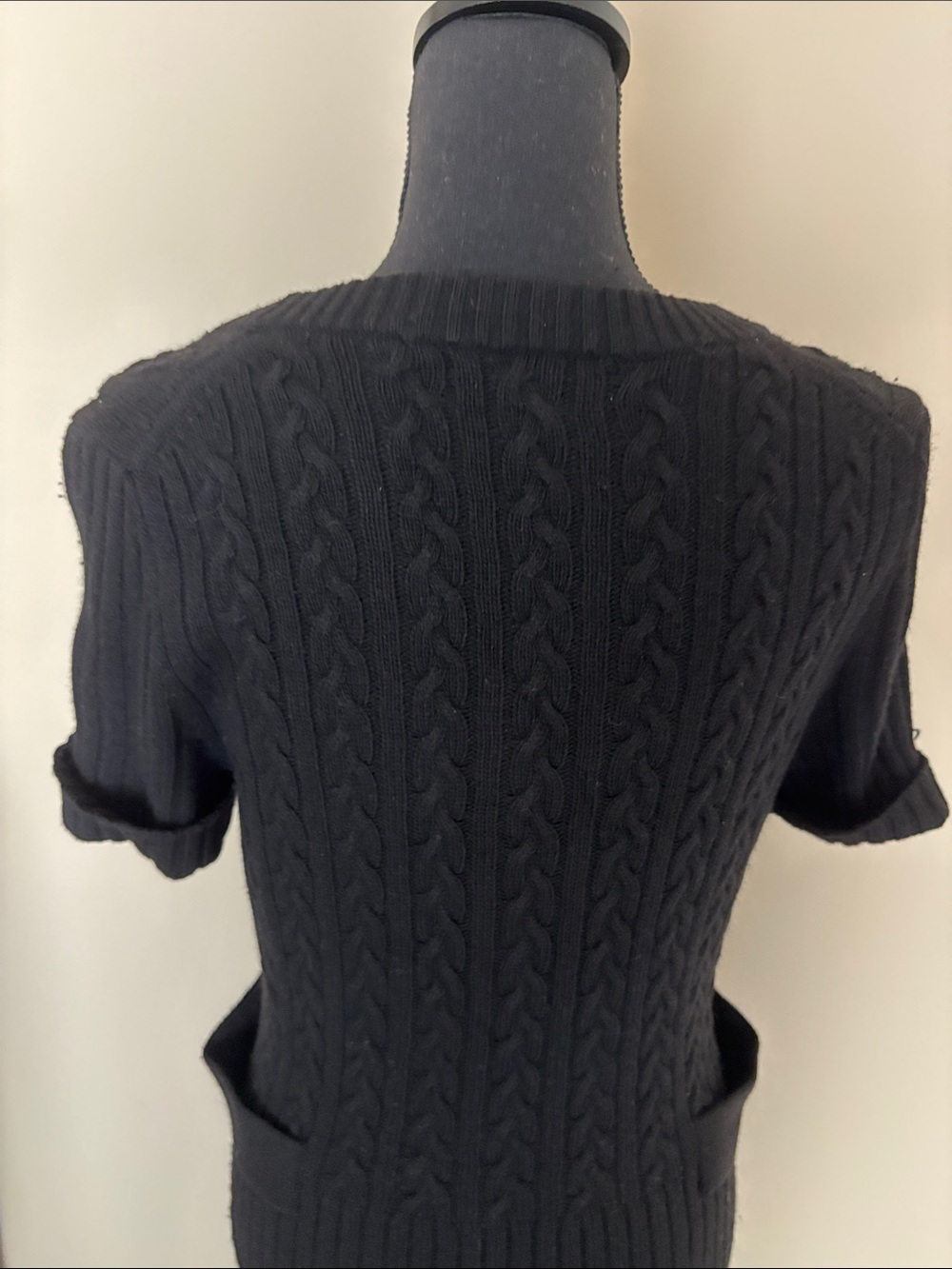 Banana Republic Luxury Cashmere Blend Black Knit Short-Sleeve Dress.  Size S/M. - Picture 7 of 9